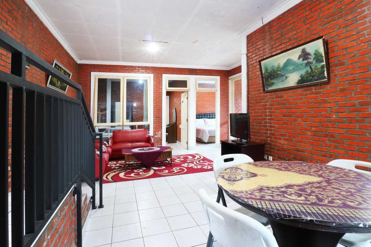 Villa Madani Paragajen Exterior photo